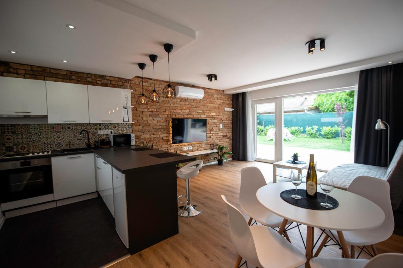 Pitypang Apartman Kápolnásnyék Exterior foto